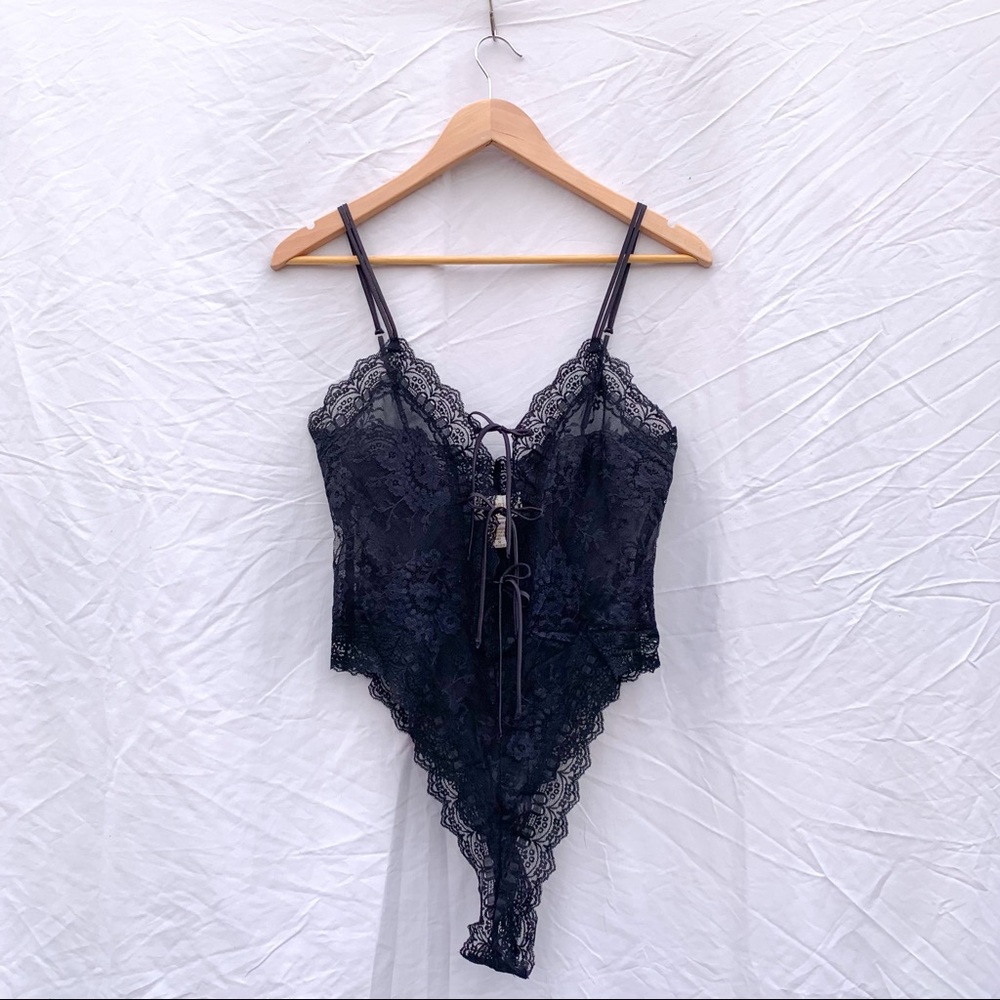 ❣️BOGO FREE❣️ Gold Label Victoria’s Secret Lace Bodysuit